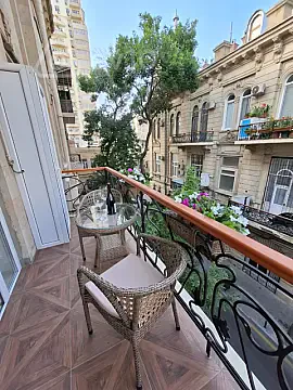 Kirayə verilir 2 otaqlı yeni tikili 75 m² — Bakı, Səbail 2 otaq 75.00 m²