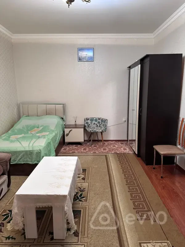 Kirayə verilir 1 otaqlı köhnə tikili 34 m²