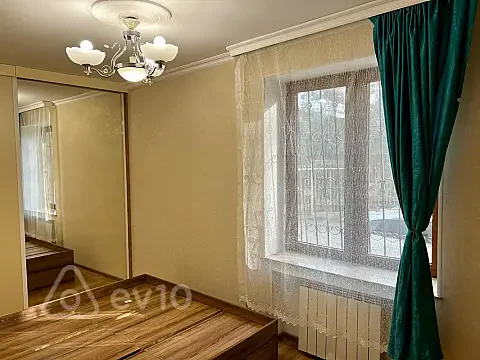 Satılır 2 otaqlı köhnə tikili 50 m² — Bakı, Nizami 2 otaq 50.00 m²
