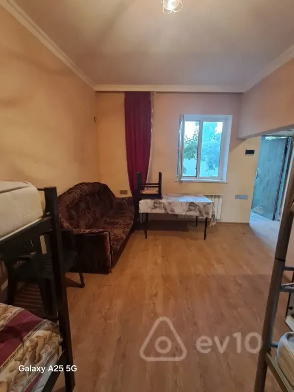 Kirayə verilir 2 otaqlı yeni tikili 60 m²