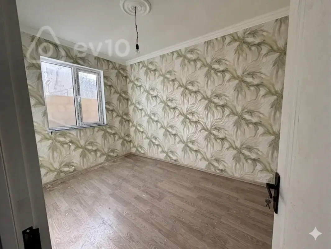 Satılır 3 otaqlı həyət evi 70 m²