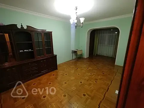Kirayə verilir 3 otaqlı köhnə tikili 65 m² — Bakı, Xətai 3 otaq 65.00 m²