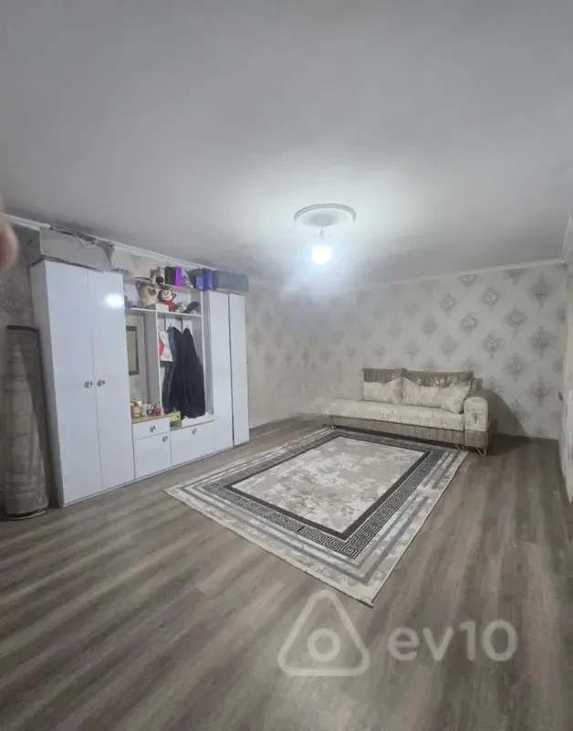 Satılır 2 otaqlı həyət evi 48 m²