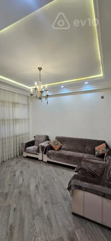Kirayə verilir 2 otaqlı yeni tikili 70 m²