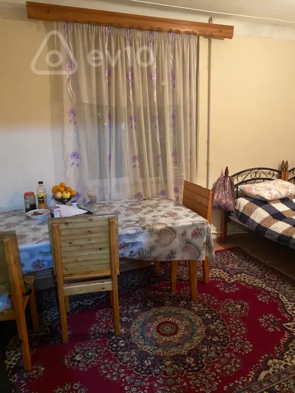 Satılır 2 otaqlı köhnə tikili 35 m²