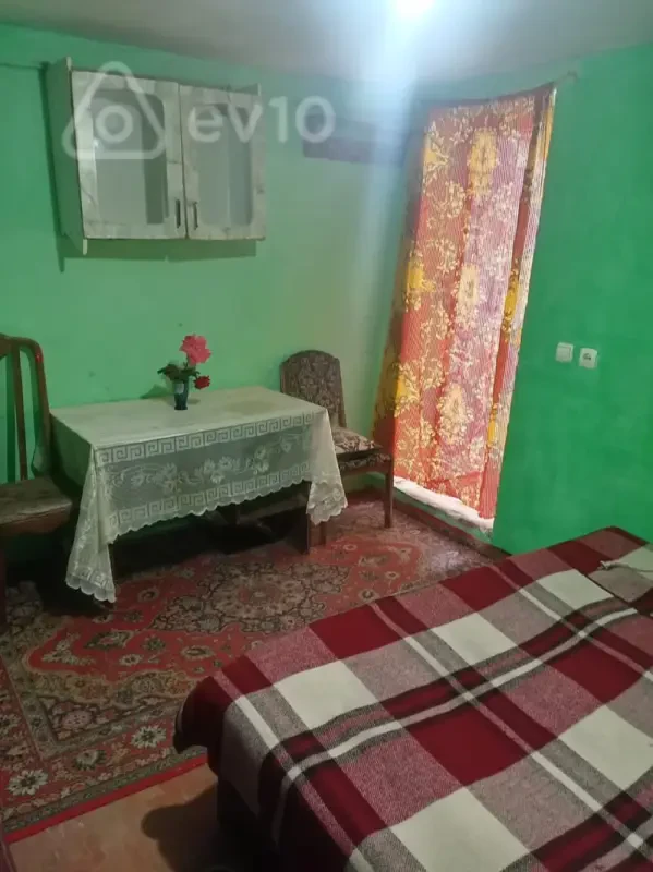 Kirayə verilir 1 otaqlı həyət evi 20 m²