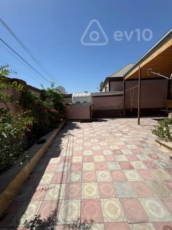 Kirayə verilir 2 otaqlı həyət evi 100 m²