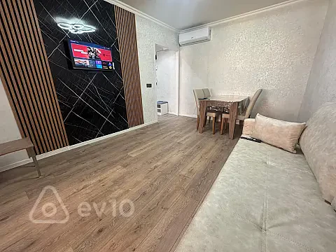 Kirayə verilir 2 otaqlı köhnə tikili 35 m² — Bakı, Nizami 2 otaq 35.00 m²