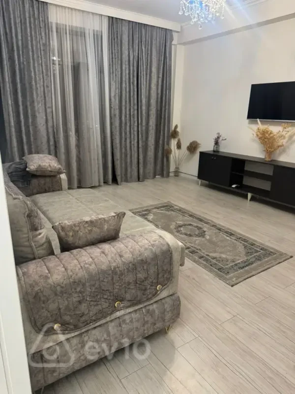 Kirayə verilir 1 otaqlı yeni tikili 45 m²