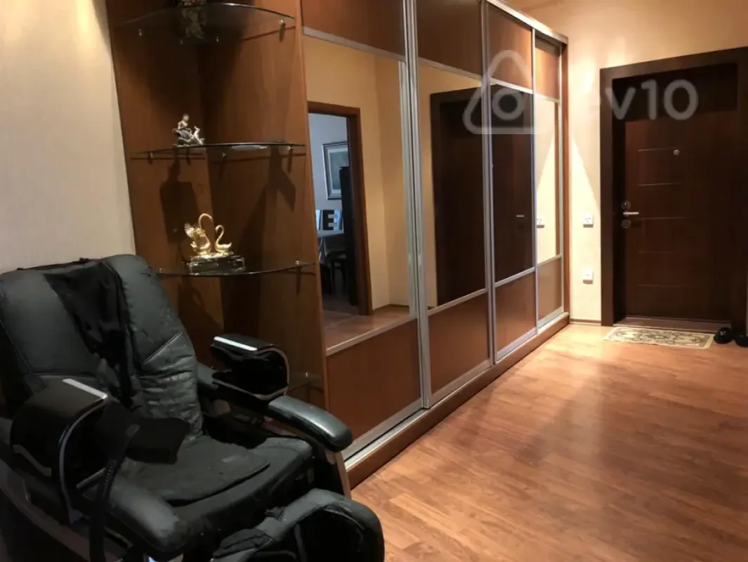 Kirayə verilir 3 otaqlı yeni tikili 119 m²
