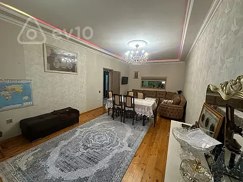 Satılır 6 otaqlı həyət evi 250 m² — Bakı, Səbail 6 otaq 250.00 m²
