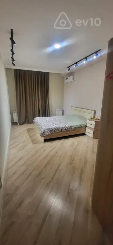 Kirayə verilir 2 otaqlı yeni tikili 68 m²