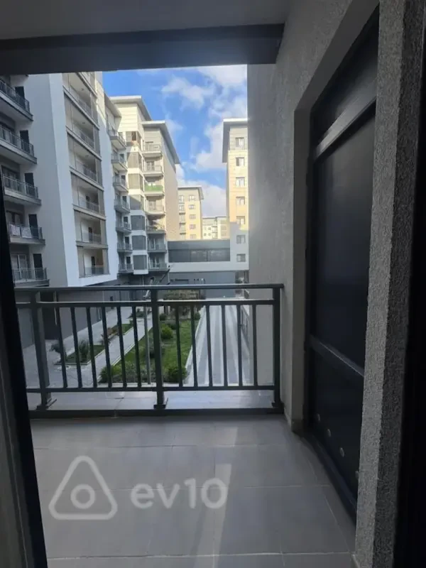Kirayə verilir 2 otaqlı yeni tikili 95 m²