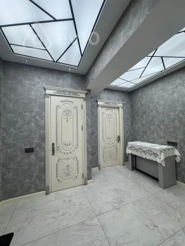 Kirayə verilir 3 otaqlı yeni tikili 90 m²