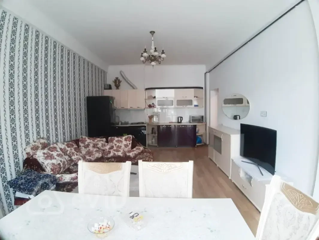 Kirayə verilir 2 otaqlı yeni tikili 80 m²