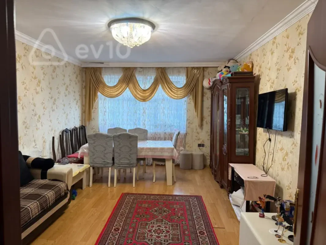 Satılır 3 otaqlı köhnə tikili 70 m²