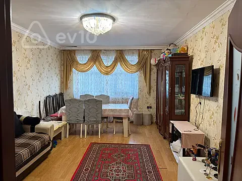 Satılır 3 otaqlı köhnə tikili 70 m² — Bakı, Suraxanı 3 otaq 70.00 m²