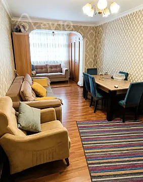 Satılır 2 otaqlı köhnə tikili 51 m² — Bakı, Nizami 2 otaq 51.00 m²