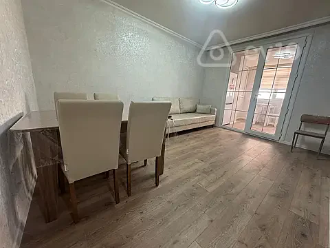 Kirayə verilir 2 otaqlı köhnə tikili 35 m² — Bakı, Nizami 2 otaq 35.00 m²