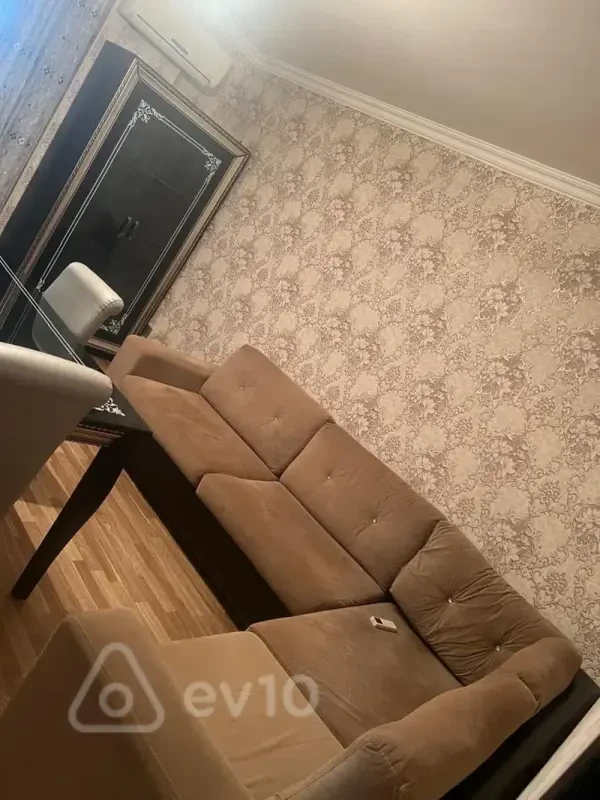 Kirayə verilir 3 otaqlı yeni tikili 78 m²