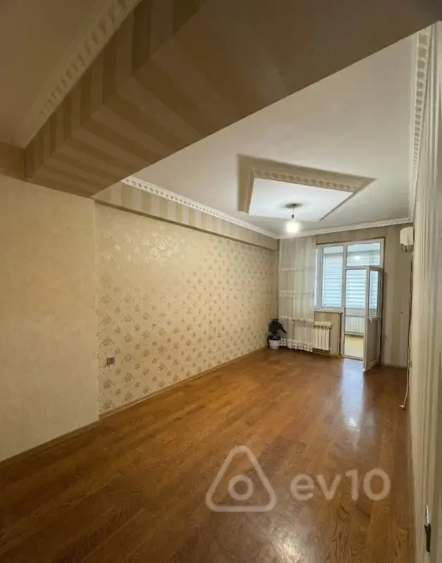 Satılır 2 otaqlı yeni tikili 70 m²