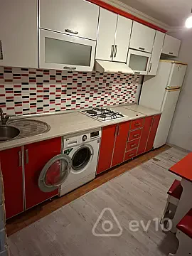 Kirayə verilir 3 otaqlı köhnə tikili 180 m² — Bakı, Nizami 3 otaq 180.00 m²