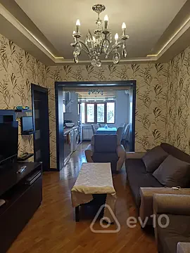 Kirayə verilir 3 otaqlı köhnə tikili 85 m² — Bakı, Xətai 3 otaq 85.00 m²