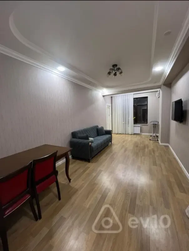 Kirayə verilir 3 otaqlı yeni tikili 60 m²