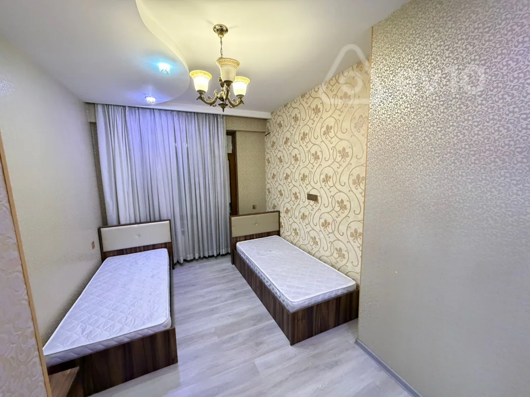 Kirayə verilir 3 otaqlı yeni tikili 78 m²