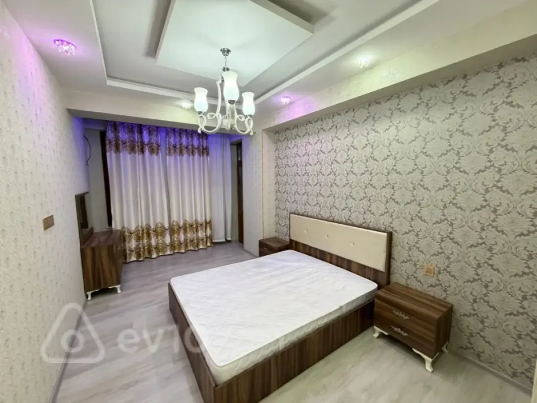 Kirayə verilir 3 otaqlı yeni tikili 110 m²