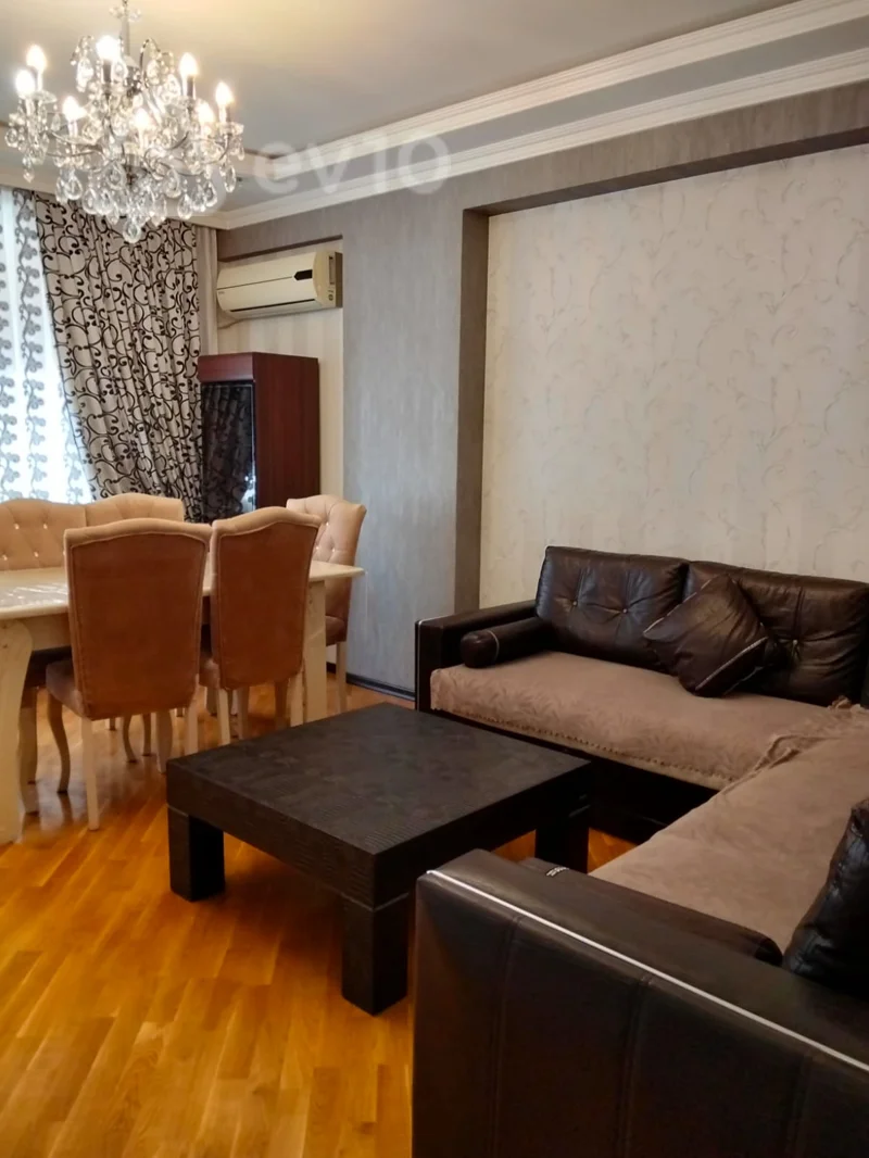 Kirayə verilir 2 otaqlı yeni tikili 74 m²