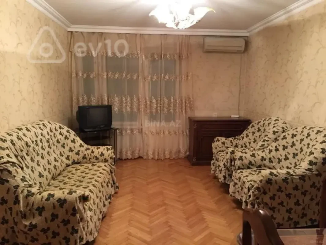 Kirayə verilir 3 otaqlı köhnə tikili 85 m²