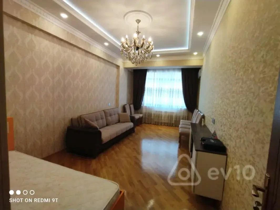 Kirayə verilir 2 otaqlı yeni tikili 60 m²