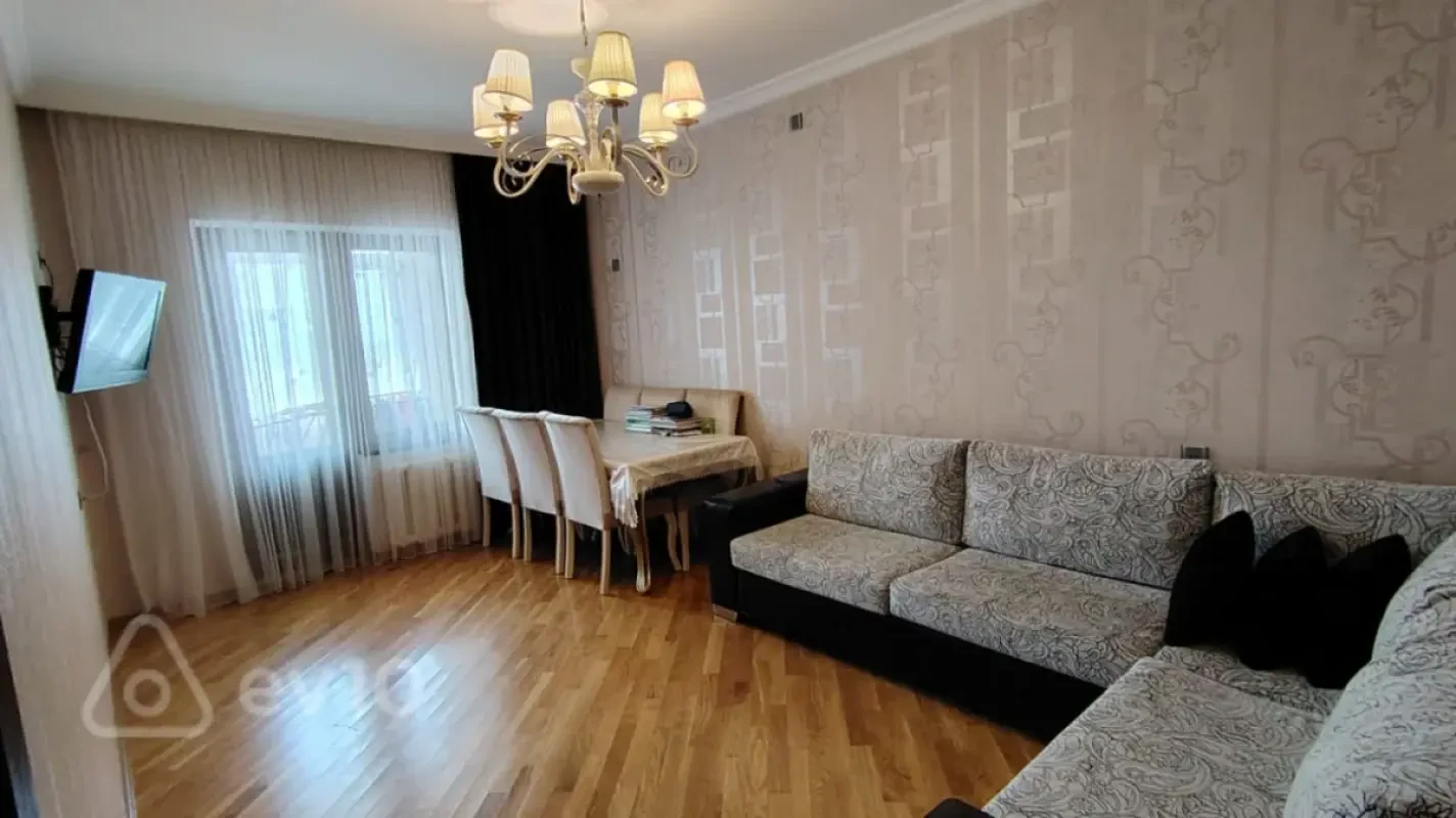 Satılır 3 otaqlı köhnə tikili 70 m²