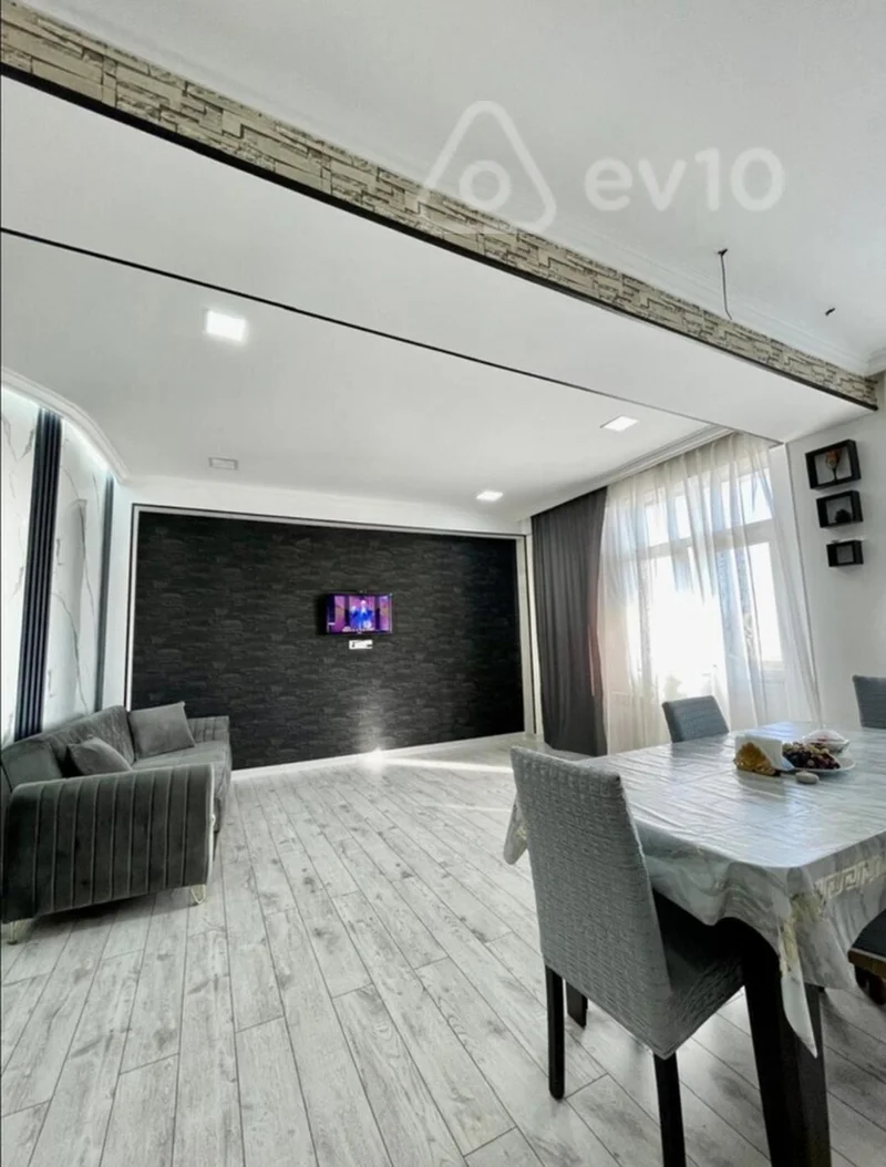 Kirayə verilir 3 otaqlı yeni tikili 110 m²