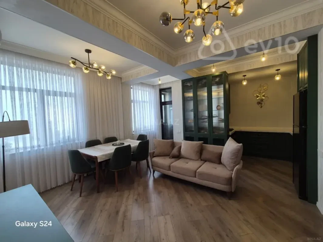 Kirayə verilir 3 otaqlı yeni tikili 90 m²