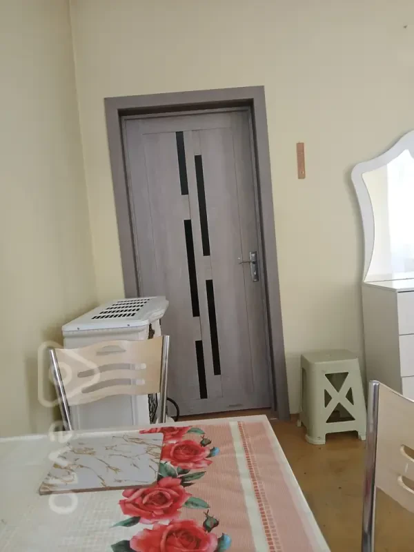 Kirayə verilir 1 otaqlı həyət evi 40 m²