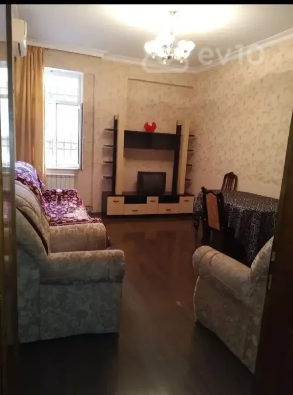 Kirayə verilir 2 otaqlı yeni tikili 65 m²