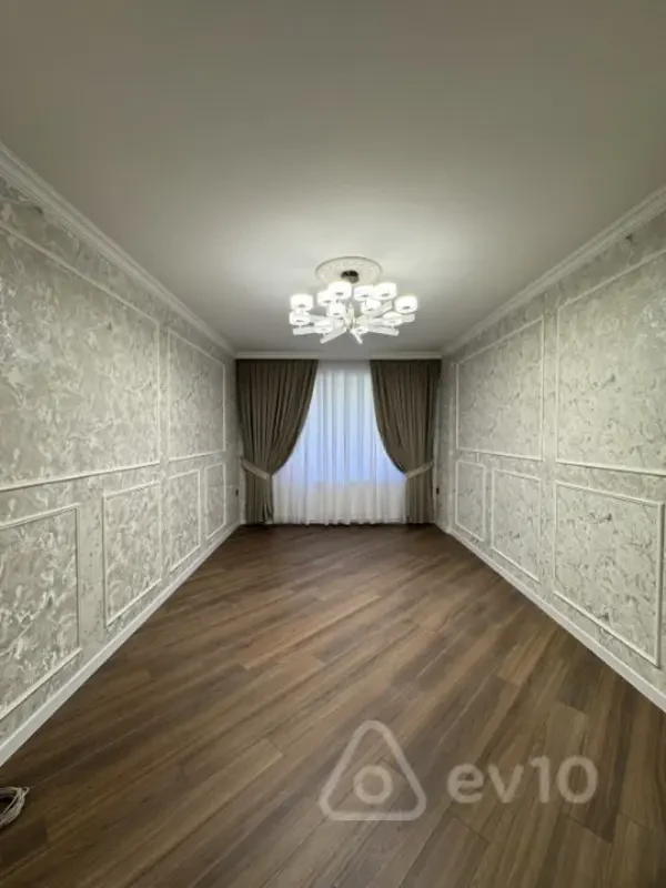 Satılır 2 otaqlı yeni tikili 64 m²