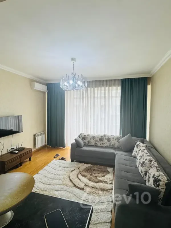 Kirayə verilir 2 otaqlı yeni tikili 60 m²