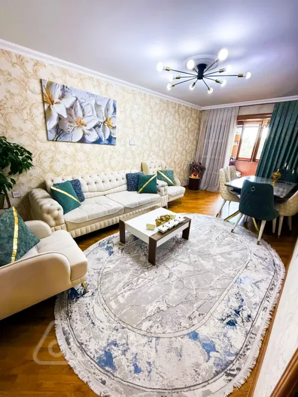 Satılır 3 otaqlı köhnə tikili 72 m²