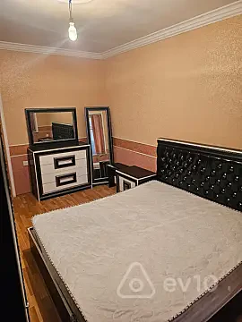 Kirayə verilir 4 otaqlı köhnə tikili 100 m² — Bakı, Səbail 4 otaq 100.00 m²