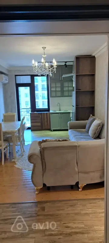 Kirayə verilir 3 otaqlı yeni tikili 80 m²