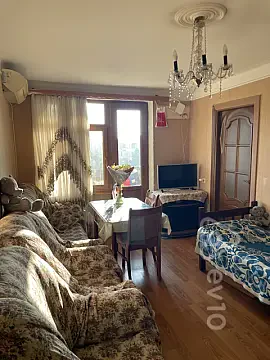 Kirayə verilir 2 otaqlı köhnə tikili 60 m² — Bakı, Nizami 2 otaq 60.00 m²