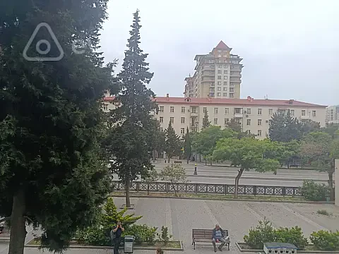 Kirayə verilir 3 otaqlı köhnə tikili 70 m² — Bakı, Nizami 3 otaq 70.00 m²