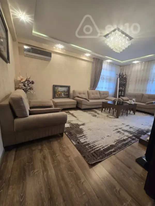 Satılır 2 otaqlı yeni tikili 105 m²