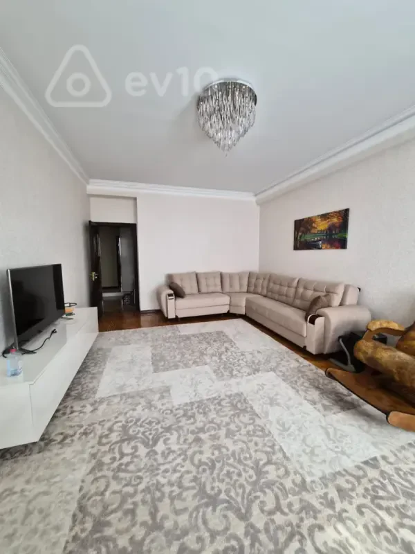 Satılır 3 otaqlı yeni tikili 98 m²