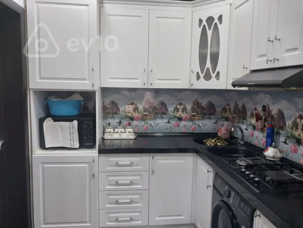 Satılır 3 otaqlı köhnə tikili 54 m²