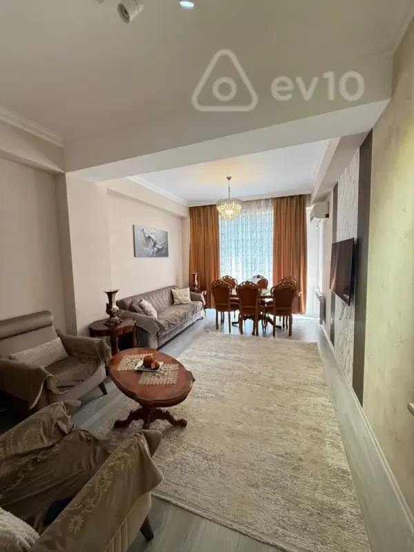 Kirayə verilir 2 otaqlı yeni tikili 78 m²