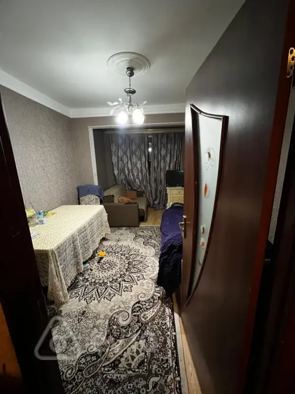 Satılır 3 otaqlı köhnə tikili 81 m²